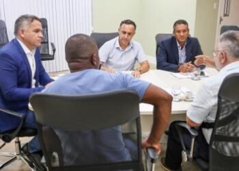 Seagri discute estratégias para ampliar presença do citrus baiano no mercado internacional | SECOM