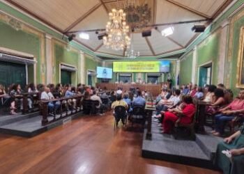 Sessão especial na Câmara Municipal de Salvador marca os 67 anos da Maternidade Tsylla Balbino | SECOM