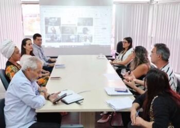 Seagri e produtores definem ações para enfrentar desafios na citricultura e no dendê | SECOM