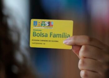 Fome recua mais em lares com Bolsa Família chefiados por mulher