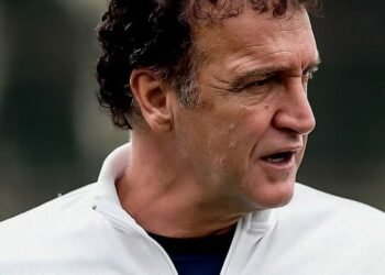 Santos anuncia Cuca como novo técnico, horas após demitir Vojvoda