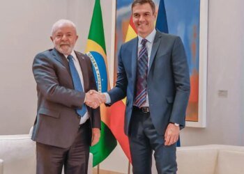 Lula conversa com Pedro Sánchez e confirma viagem à Espanha