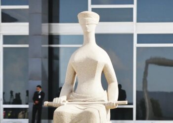 Defesa pede que STF apure vazamento de mensagens íntimas de Vorcaro