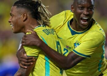 Brasil derrota Croácia em último jogo antes da convocação para a Copa