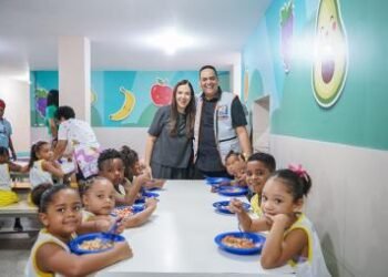 Bahia Sem Fome e Voluntárias Sociais entregam 20 toneladas de alimentos a creches de Salvador | SECOM