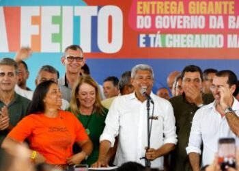 Governo do Estado autoriza pavimentação na Estrada do Norte, em João Dourado | SECOM