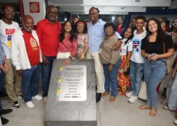 Modernização do Colégio Edgard Santos é entregue pelo Governo do Estado, em Salvador, nesta quarta (1º) | SECOM