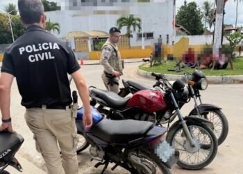 Operação policial desmonta grupo de furto e roubo de veículos nas Bahia