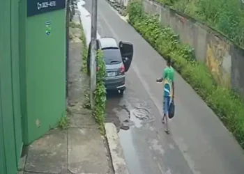 PMs são presos por executar homem após namorada de um deles denunciar abuso sexual