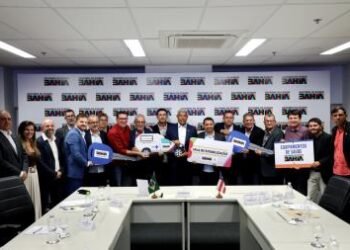 Governador Jerônimo Rodrigues recebe prefeito de Mirante e anuncia novos investimentos para o município | SECOM