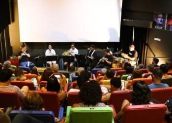 Camerata Ópus Lúmen leva repertório em homenagem às mães para o MGB, na terça feira (5) | SECOM