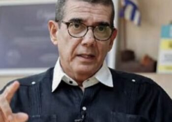 Cuba estuda movimentação militar dos EUA diante de ameaças de Trump