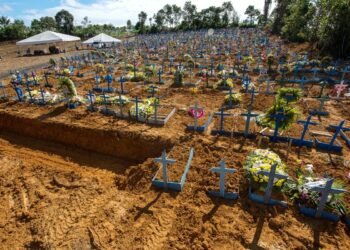 Negacionismo fez brasileiros “perderem” 3,4 anos de vida na pandemia