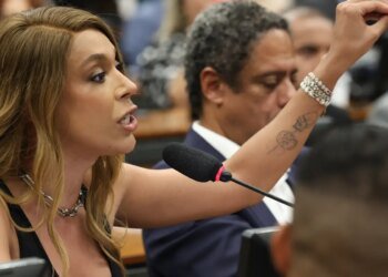 Erika Hilton rejeita negociação sobre compensações na PEC da 6x1 