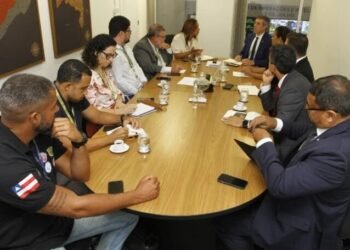 Informações falsas sobre HIV e mpox são alvo de investigações na Bahia