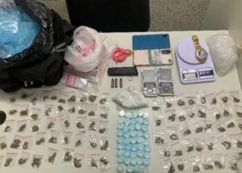 PM prende homens suspeitos de tráfico de drogas na Bahia