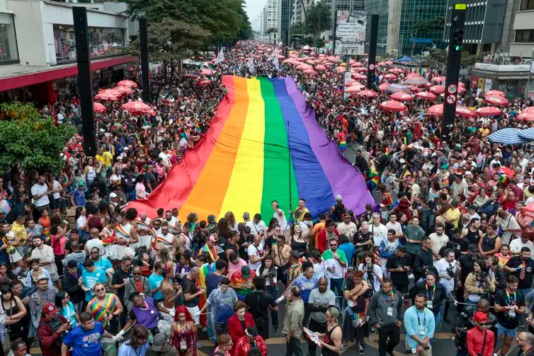 São Paulo (SP), 22/12/2025 - Retrospectiva 2025 - Foto feita em 21/06/2025. 29ª Parada do Orgulho LGBT+. Foto: Paulo Pinto/Agência Brasil