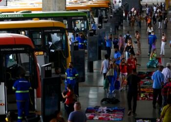 Tarifa zero no transporte poderia ser novo Bolsa Família, diz estudo