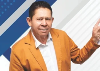 Suplente de vereador é executado a tiros dentro de mercearia na Bahia