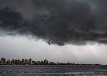 Ciclone deve provocar temporais e rajadas de vento em Santa Catarina