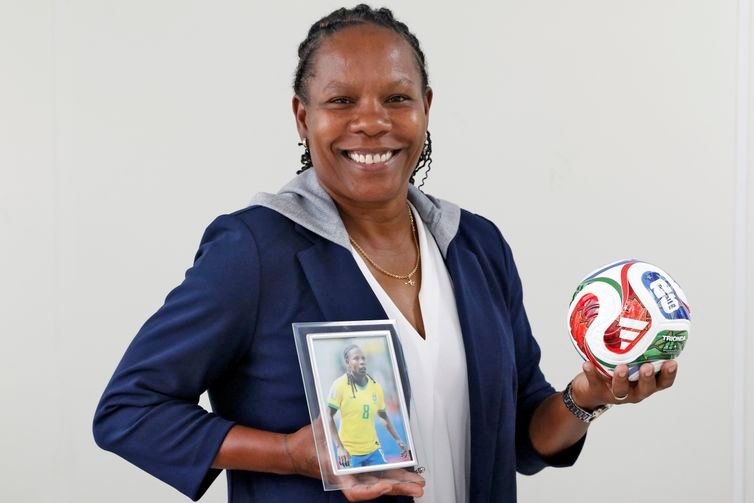 Brasília (DF), 12/03/2026 - Mulheres no Futebol. Formiga, ex-jogadora da Seleção Brasileira de Futebol, atualmente atua no cargo de Diretora de Políticas de Futebol e de Promoção do Futebol Feminino no Ministério do Esporte. Foto: Bruno Peres/Agência Brasil